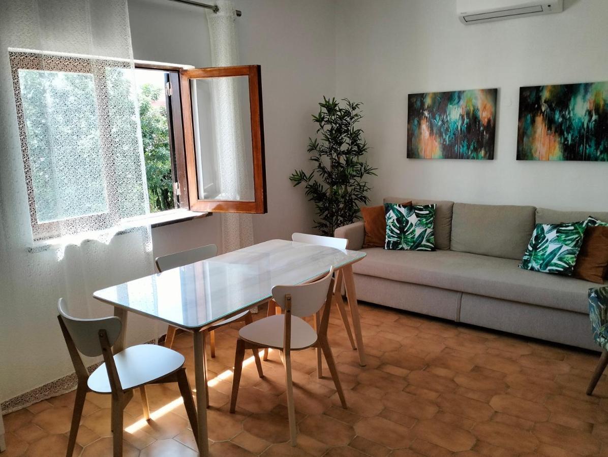 2 Quinta Lamy - Casas & Papeis *